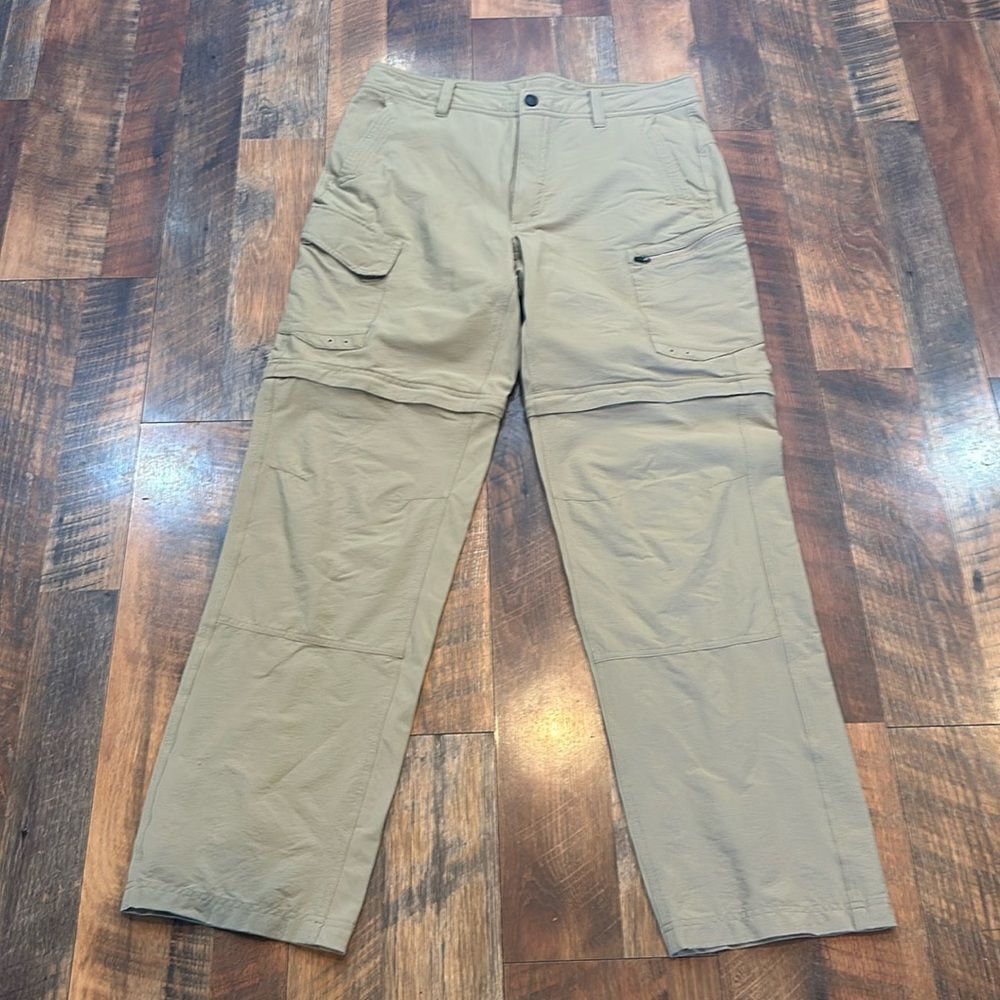 Gander Mountain Tan Cargo Pants